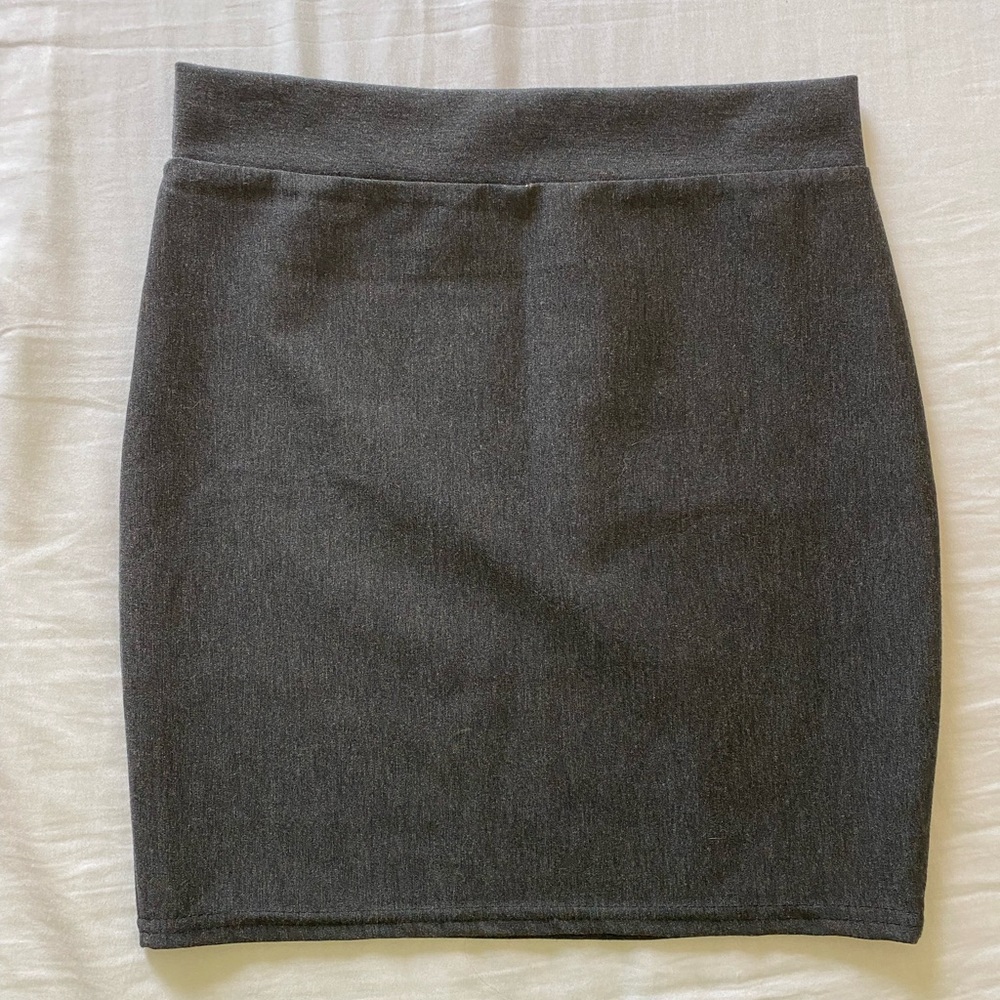 Charcoal Pencil Mini Skirt NWOT